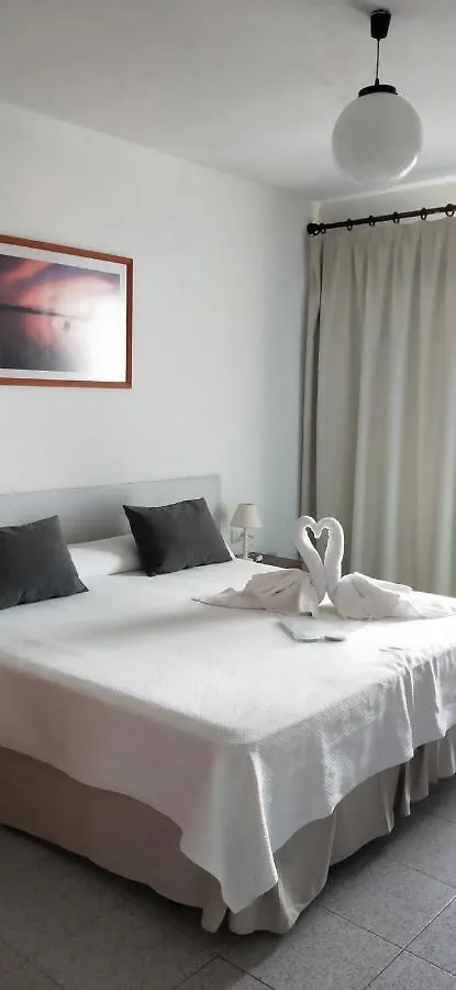 Hostal S'Algaret Fornells  2*, Fornells (Menorca)