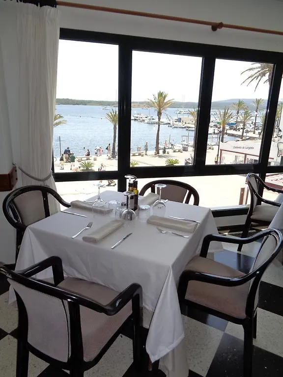Hostal S'Algaret Fornells